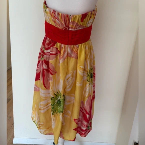 BCBG Silk Yellow Red Floral Strapless Mini Dress Size 12 - Picture 3 of 16